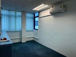 Heng Loong Building (D23), Factory #501472961